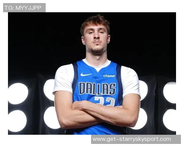 年轻无畏VJ埃奇库姆氮气加速满弓滑翔炸扣震撼全场 年轻无畏VJ埃奇库姆氮气加速满弓滑翔炸扣震撼全场