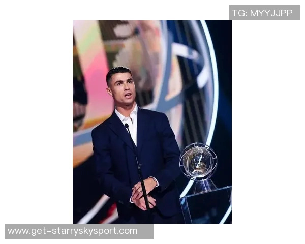 C罗获环球声望奖回应家人劝停称仍能为球队贡献为何不继续奋斗