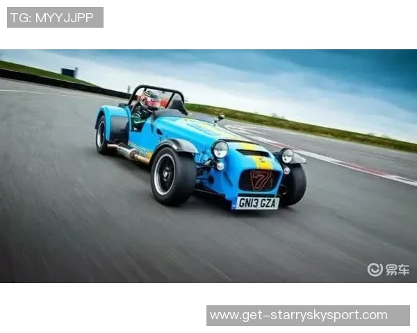 年轻无畏VJ埃奇库姆氮气加速满弓滑翔炸扣震撼全场 年轻无畏VJ埃奇库姆氮气加速满弓滑翔炸扣震撼全场