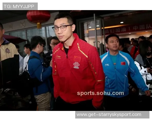 山西队出征仪式举行GM透露球队目标锁定前八名争夺战 山西队出征仪式举行GM透露球队目标锁定前八名争夺战